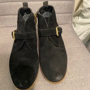Franco Starto Black Wedged Booties